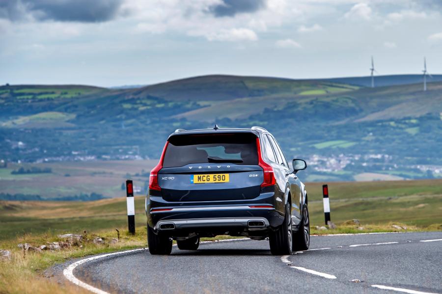  Volvo XC90 B5 Inscription 2019 года  (UK) (фото 29 из 40)